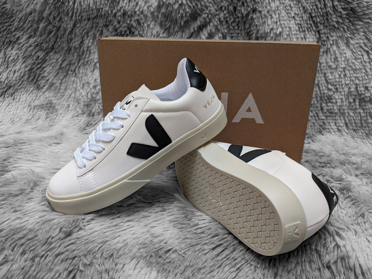 Veja Clásico Blanco/Negro
